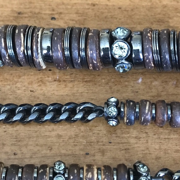 Gorgeous Givenchy Necklaces - Picture 5 of 9